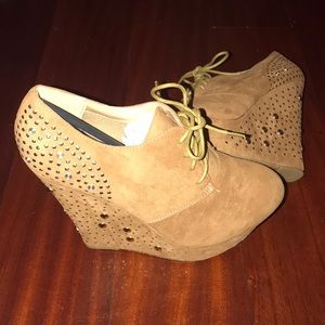 NEW - Tan String Up Booties